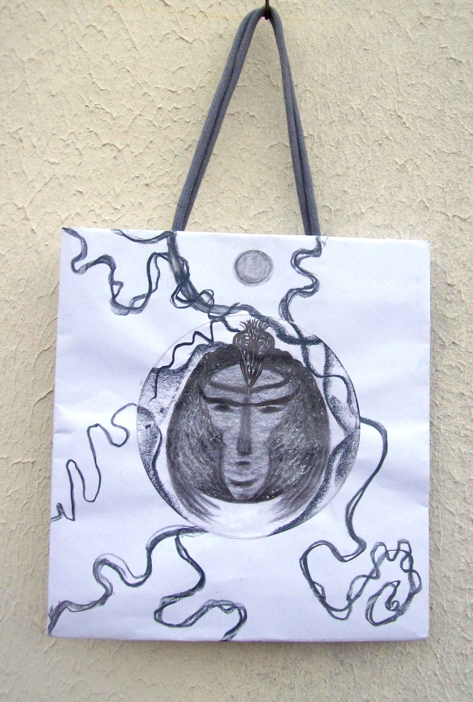 WP_Witchcraft – Démon Esprit Ailé (Wings Spirit) – oeuvre sur sac papier recyclé (work on upcycling bag) 27 X 25 cm Technique Mixte